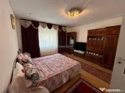 Caransebes, Casa la Curte, Zona Spitalului 