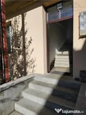 Apartament 3 camere la casa, 200 m de Poarta Schei 