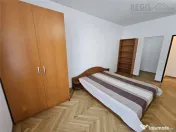 Apartament 3 camere la casa, 200 m de Poarta Schei 