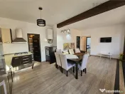 Apartament 3 camere la casa, 200 m de Poarta Schei 