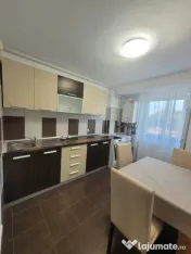 Apartament cu 3 camere, 65 mp, balcon și parcare, strada Co 