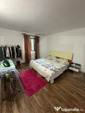 Casa de vanzare, Bariera Valcii