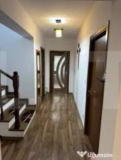 Casa de vanzare, Bariera Valcii