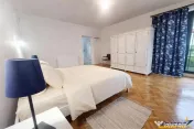 Vila cu etaj, curte proprie si livada, parcare interioara, B 