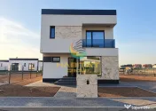 Casa 3 dormitoare, Teren 504 mp, Mobilata, Panouri fotovoltaice 