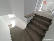 Casa insiruita la cheie, 116,6 mp utili, teren 271 mp in Mos