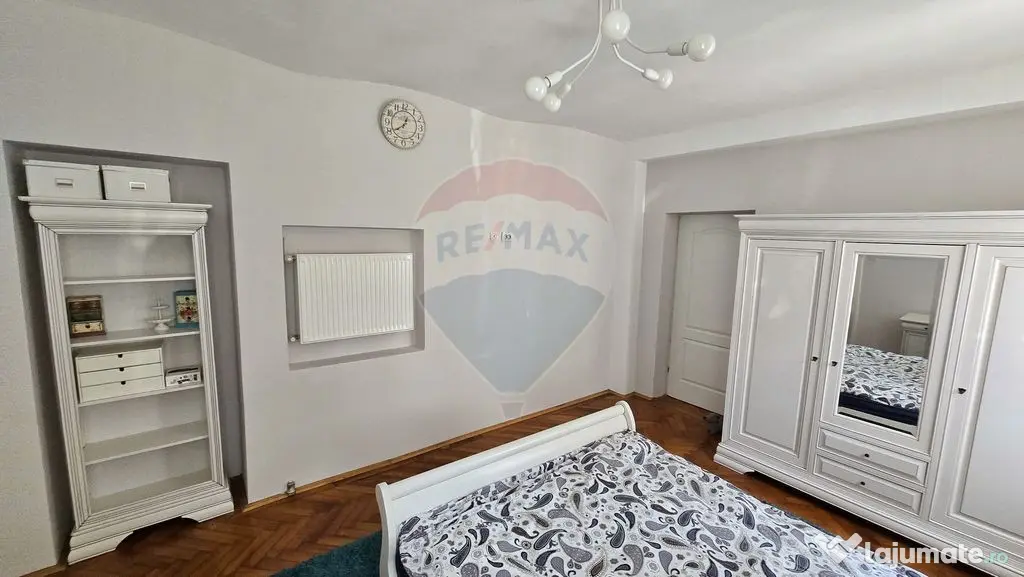 Apartament cu 3 camere de închiriat în zona P-ta Romana - Bucuresti (Bucuresti-Ilfov)