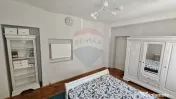 Apartament cu 3 camere de închiriat în zona P-ta Romana