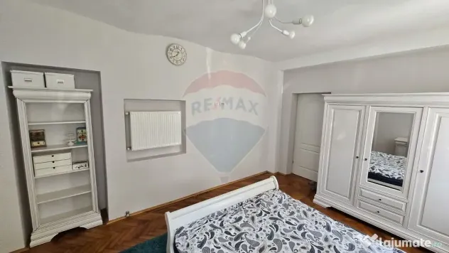 Apartament cu 3 camere de închiriat în zona P-ta Romana - Bucuresti (Bucuresti-Ilfov)