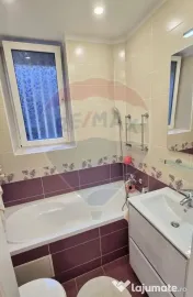 Apartament cu 3 camere de închiriat în zona P-ta Romana