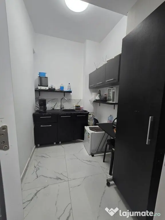 Spatiu comercial, 97 mp, Parcul Sebastian-Petre Ispirescu, coafor - Bucuresti (Bucuresti-Ilfov)