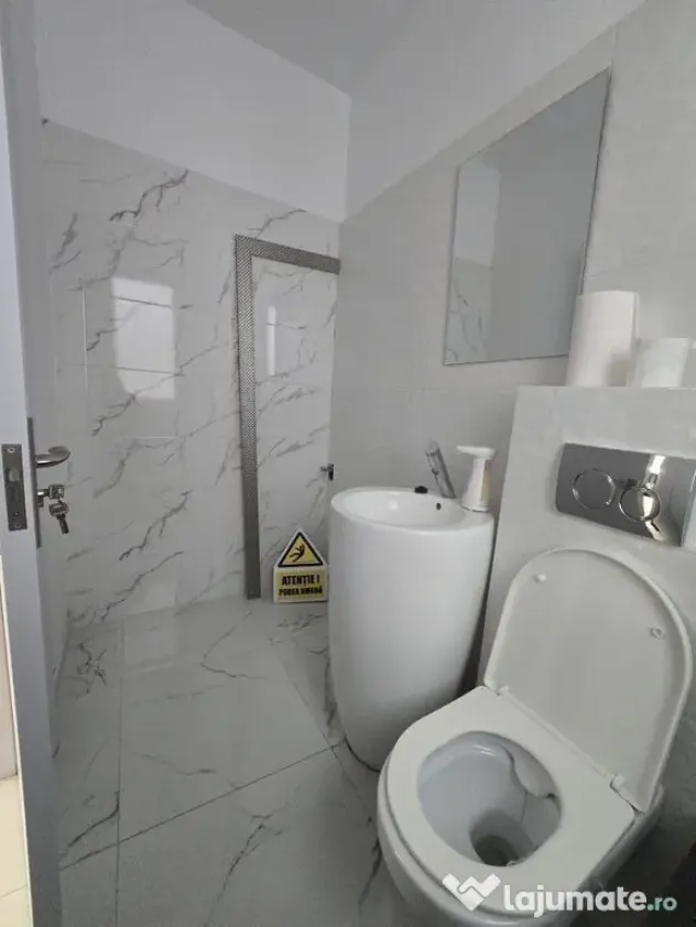 Spatiu comercial, 97 mp, Parcul Sebastian-Petre Ispirescu, coafor - Bucuresti (Bucuresti-Ilfov)