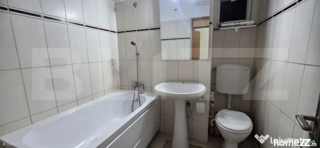 Apartament 3 camere, 63.88 mp, zona Centrală - Targoviste (Dambovita)
