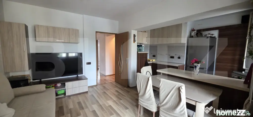 Apartament 3 camere, 63.88 mp, zona Centrală - Targoviste (Dambovita)