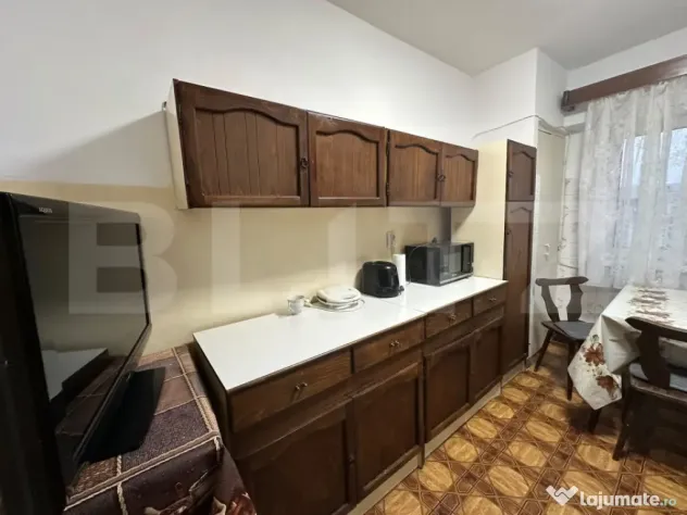 Apartament 3 camere decomandat, central, lângă Kaufland ?? - Hunedoara (Hunedoara)