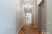 Închiriere 3 camere de lux în vilă, Intrarea în Parcul Carol, 90 mp 