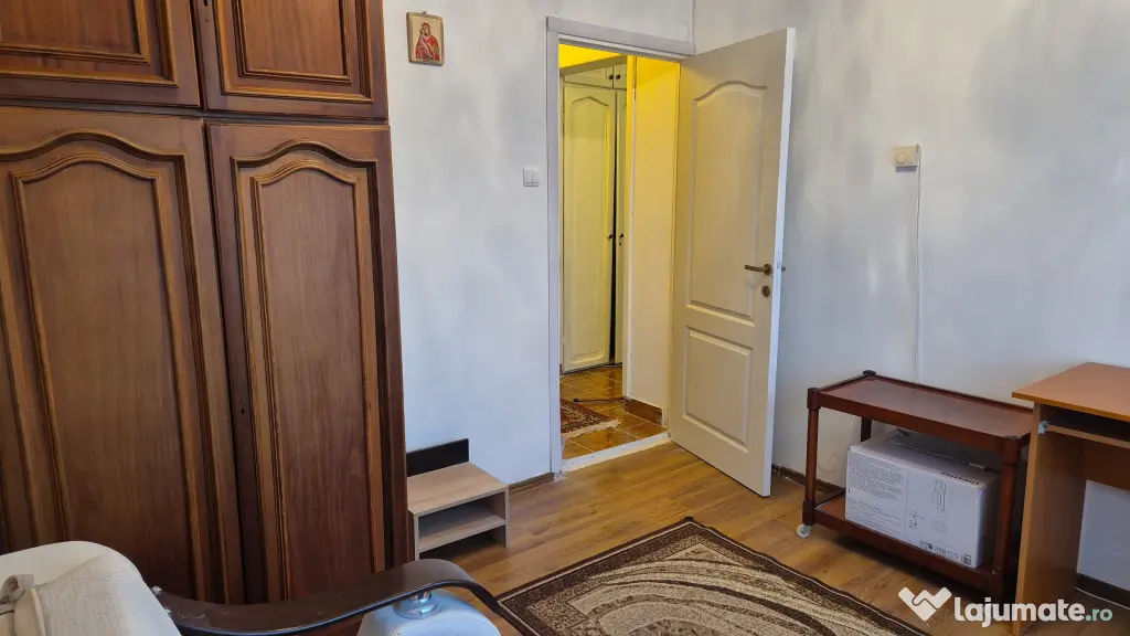 Apartament decomandat 2 camere Grui