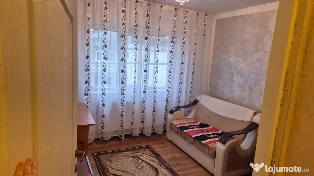Apartament decomandat 2 camere Grui