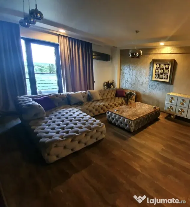 Mobila living Divani & Sofa