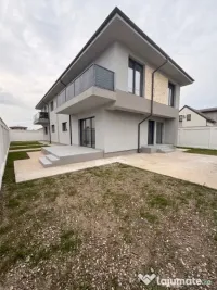 Casa 4 camere comuna Berceni 