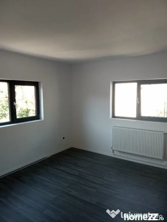 Casa noua Parter si Etaj zona centrala