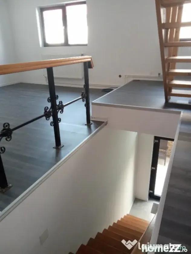 Casa noua Parter si Etaj zona centrala
