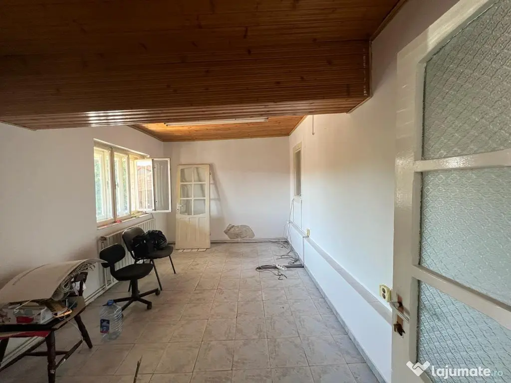 Inchiriez sp. com. zona Intim - ID : RH-32522-property