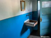 Hală Str. Izvoare. Preț 45000 eur 