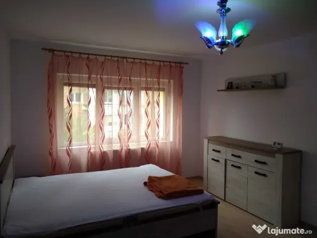 De inchiriat 2 camere Take Ionescu