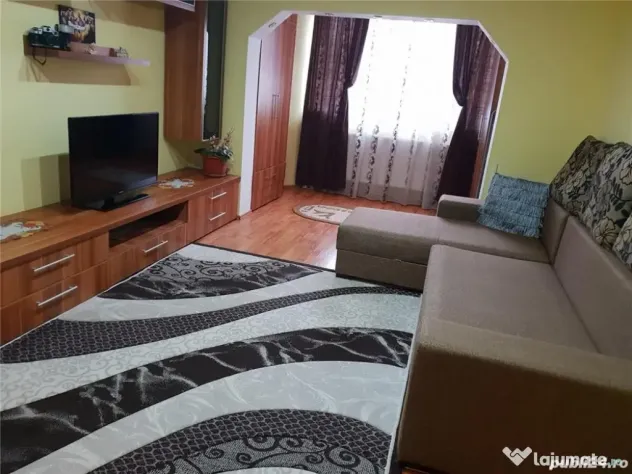 Apartament cu 2 camere decomandat