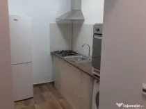 Garsoniera in zona Medicinei