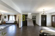 Vila cu 6 camere, 952 mp teren, Saucesti, Bacau 