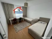 Primul chirias, 3 camere cu bucatarie mare / Cod CE 885 