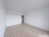 3 camere la parter cu gradina