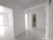 3 camere la parter cu gradina