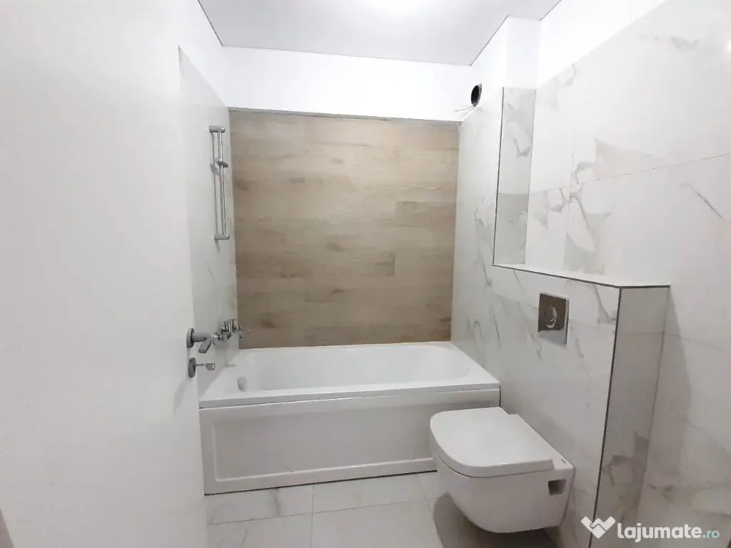 Garsoniera decomandata 46 mp