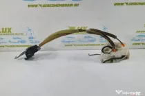 Broasca incuietoare usa stanga fata cu maner interior t8315lh Mazda CX