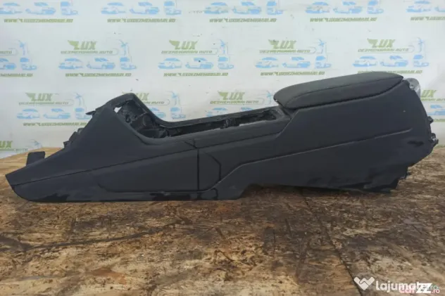 Consola centrala cu cotiera 7p1863241 Volkswagen VW Touareg generatia