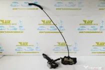 Broasca incuietoare usa stanga spate cu suport maner 80611-