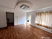 Zona Mihai Bravu - Calea Vitan vila 7 camere 