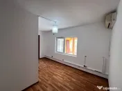 Zona Mihai Bravu - Calea Vitan vila 7 camere 