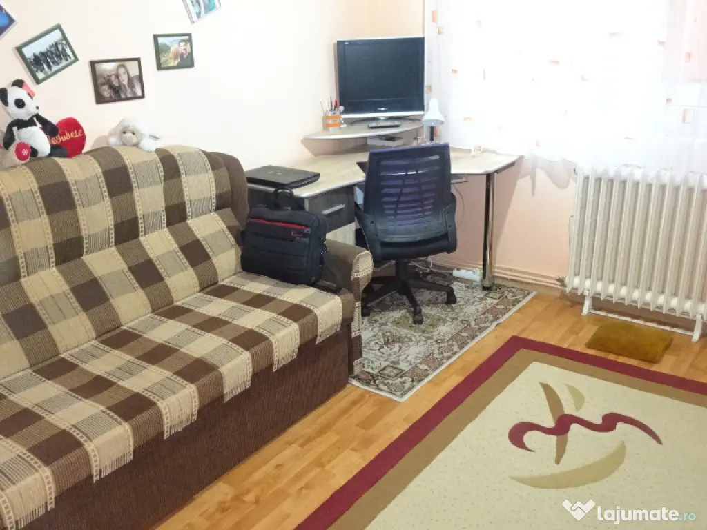 Apartament 2 camere in Deva, zona Piata Centrala, decomandat,50 mp