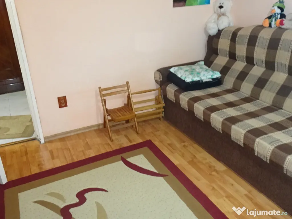 Apartament 2 camere in Deva, zona Piata Centrala, decomandat,50 mp