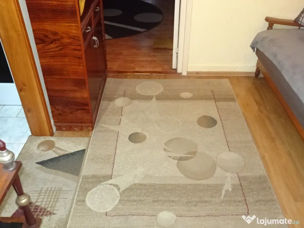 Apartament 2 camere in Deva, zona Piata Centrala, decomandat,50 mp