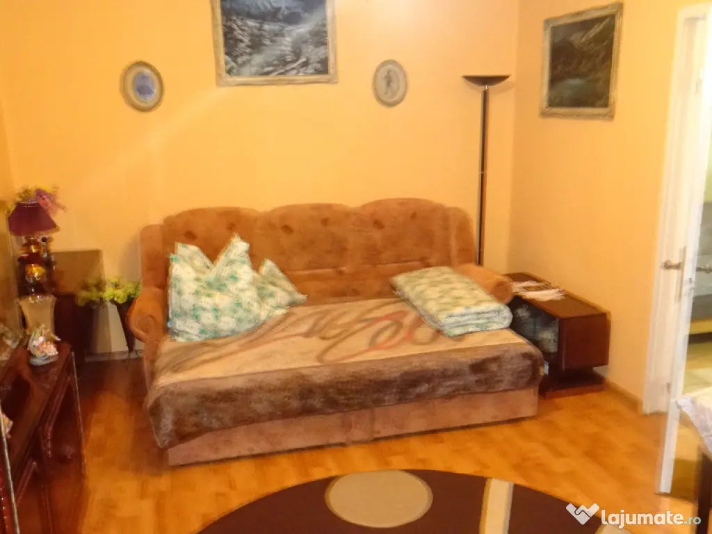 Apartament 2 camere in Deva, zona Piata Centrala, decomandat,50 mp