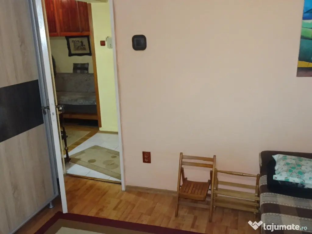 Apartament 2 camere in Deva, zona Piata Centrala, decomandat,50 mp