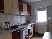 Apartament cu 3 camere zona Complex 