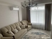 Apartament de 2 camere decomandat strada Oasului