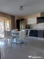 Casa 5 camere, 258 mp, zona Ampoi III