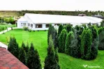 Proprietate HORECA cu sala de evenimente moderna, intr-o oaz